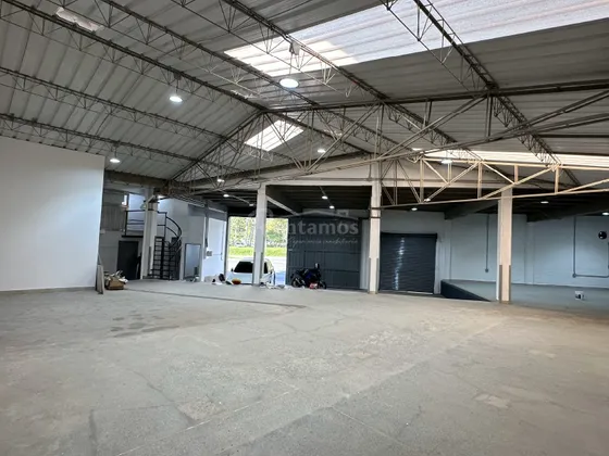 Bodega En Arriendo En Candelaria. Cod A775861