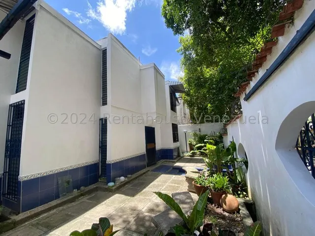 Casa En Venta Palo Verde Mls #25-3841 Bm