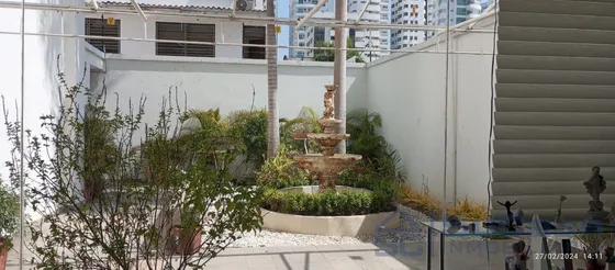 Arriendo-venta Espectacular Oficina Con Amplios Espacios Muy Buena Distribución Valor De Venta : $700,000,000  Cod. 37481