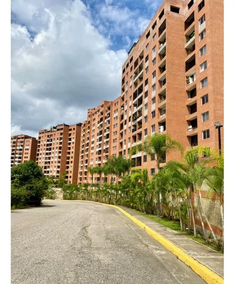 Se Vende Apartamento 75m2 Colinas De La Tahona 1624