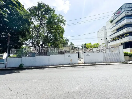Csalad Local Comercial En Venta En Los Palos Grandes, Distrito Metropolitano