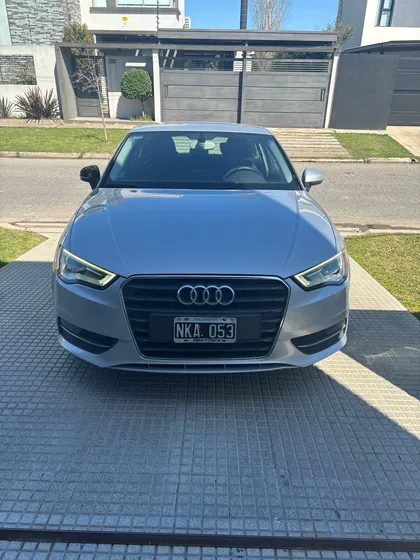 Audi A3 1.4 Tfsi Sedan 3 Puertas - Modelo 2014