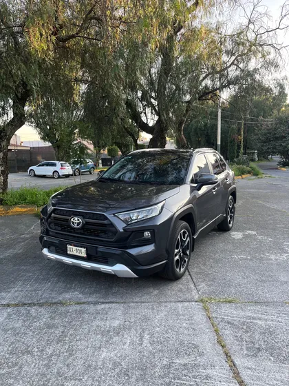 Toyota Rav4 2.5 Adventure 4wd At