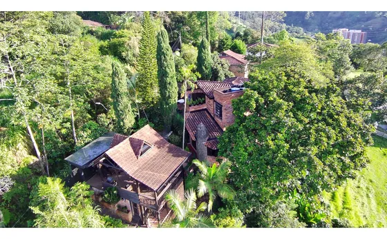Casa Campestre En Venta En Envigado - Chingui