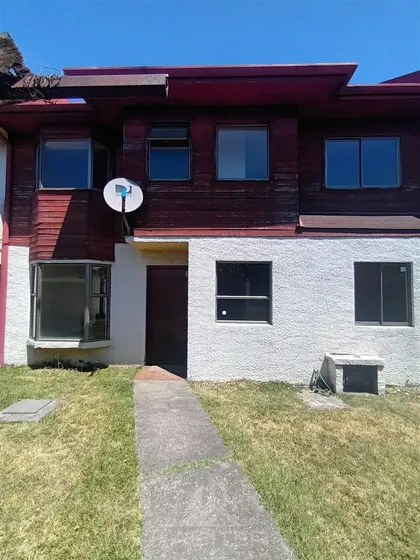 Casa En Arriendo De 4 Dorm. En Los Angeles