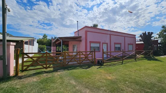 Venta -casa Quinta C/pileta Y Parrilla- Lag Lobos