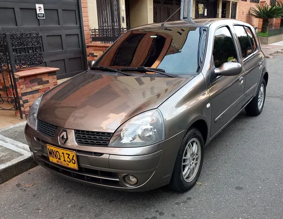 Renault Clio Ii 1.6 F.ii Dynamique