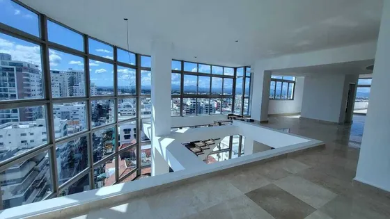 Pent-house De Lujo En Venta En Urb. Real