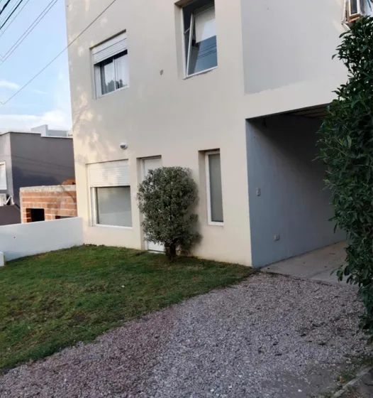 Venta De Casa En Monte Hermoso