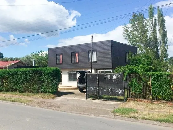 Linda Casa En Centro De Quillón