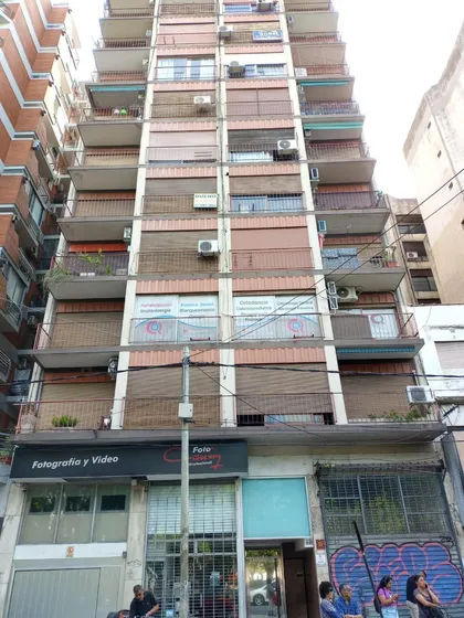 Venta Departamento 1 Amb. En Ramos Mejia Buen Estado Y Excelente Ubicación