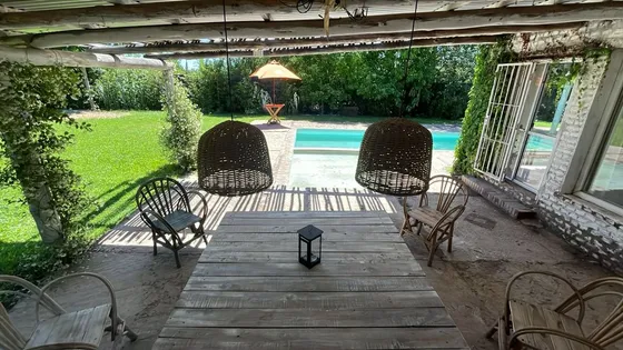 Casa En Alquiler- Roldan 