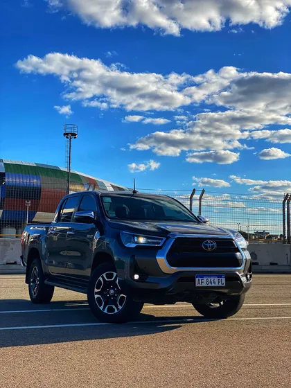 Toyota Hilux Pick-up 2.8 Cd Srx 204cv 4x2 At