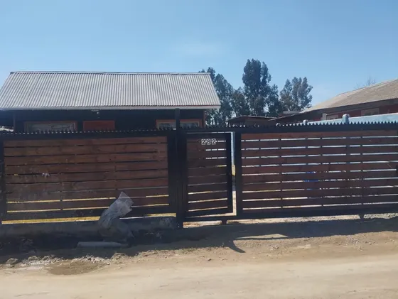 Terreno Con Casa Tipo Chalet En Melipilla, Sector San José