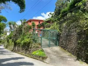 Casa En Venta Las Marías La Trinidad. Jt