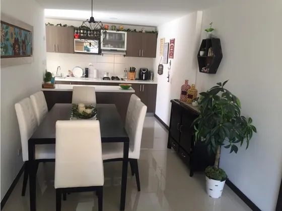 Se Vende Apartamento En La Loma De San Jose, Sabaneta