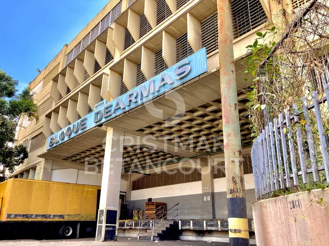 Deposito 2 En Lebrun Para Alquiler