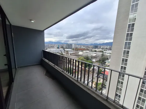 Venta Depto Studio Con Bodega/ Metro Irarrazaval