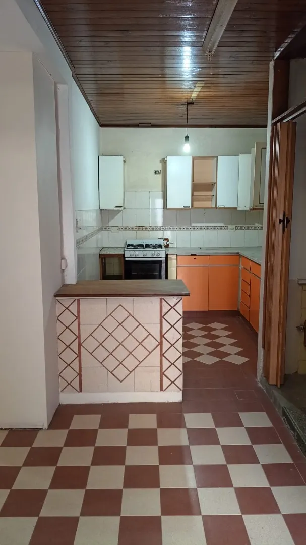 Two-Room PH House for Rent, Florida, Vicente López
