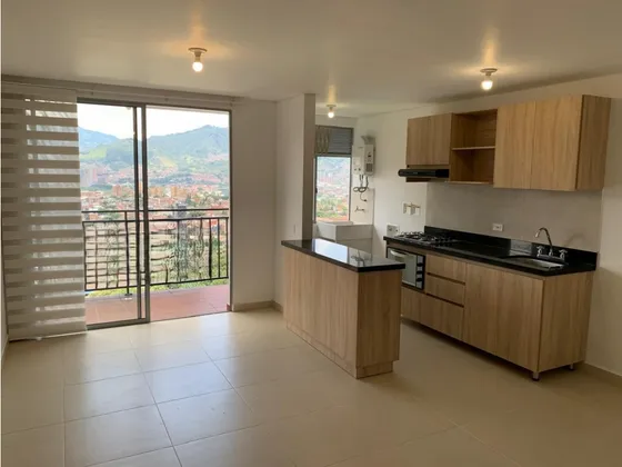 Apartamento En Venta Sector Las Cometas, Envigado 