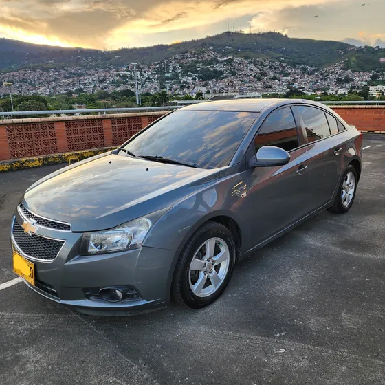Chevrolet Cruze 1.8 Nikel At