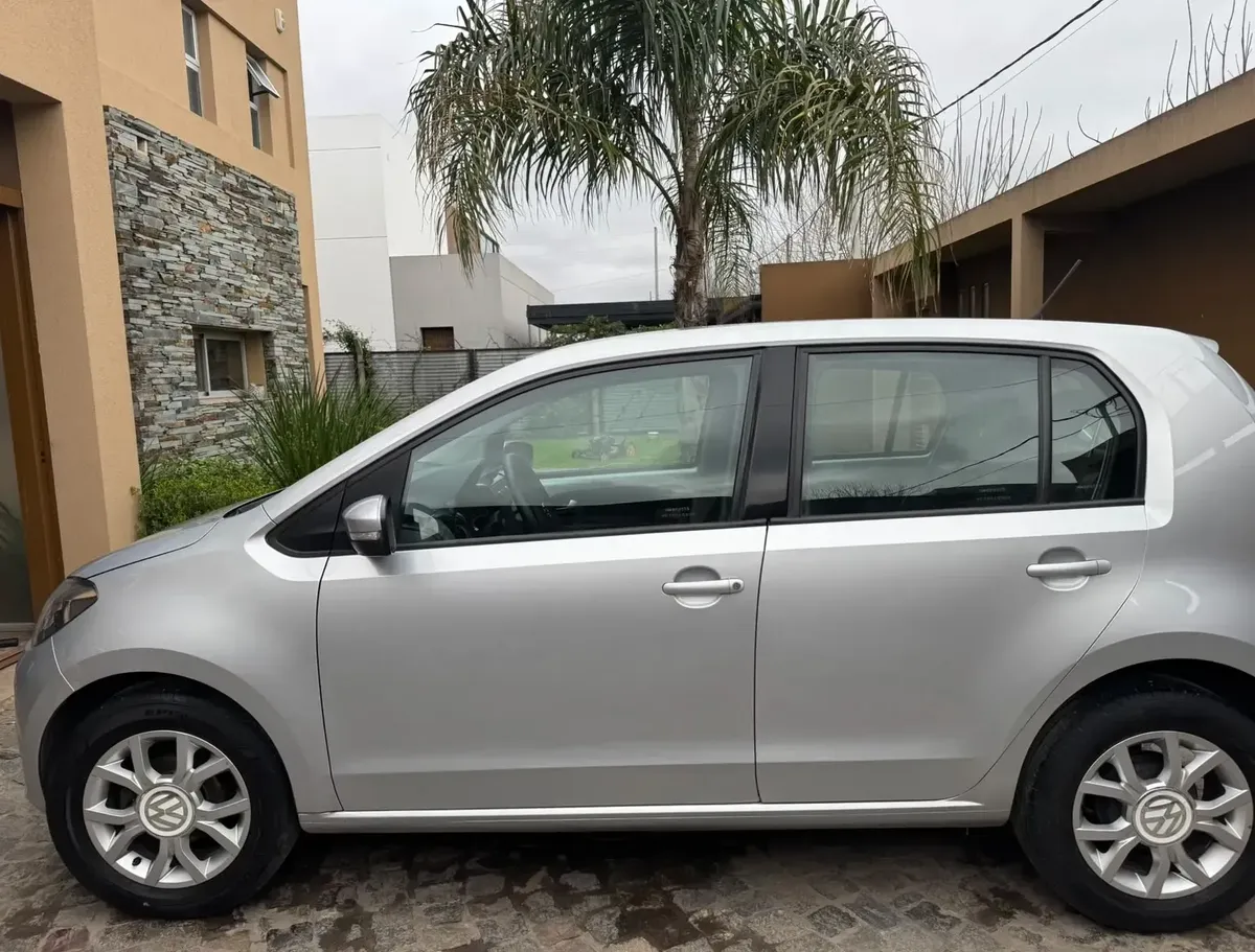 Volkswagen Up! 1.0 High Up! 75 hp 5-door