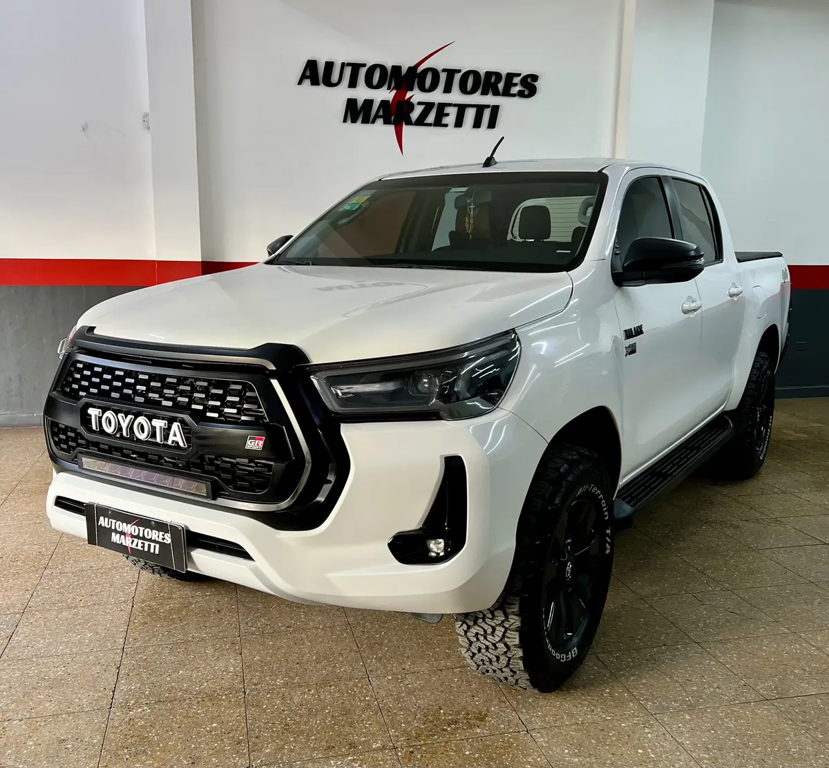 Toyota Hilux Pick-Up 2.8 Cd Sr 177cv 4x4