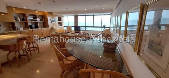  Apartamento En Venta Urbanizacion Tanaguarena, La Guaira. Mv  Cod 25-22283