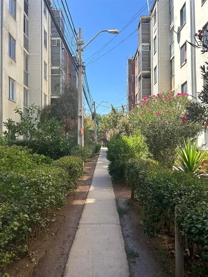 Departamento En Venta De 2 Dorm. En La Cisterna