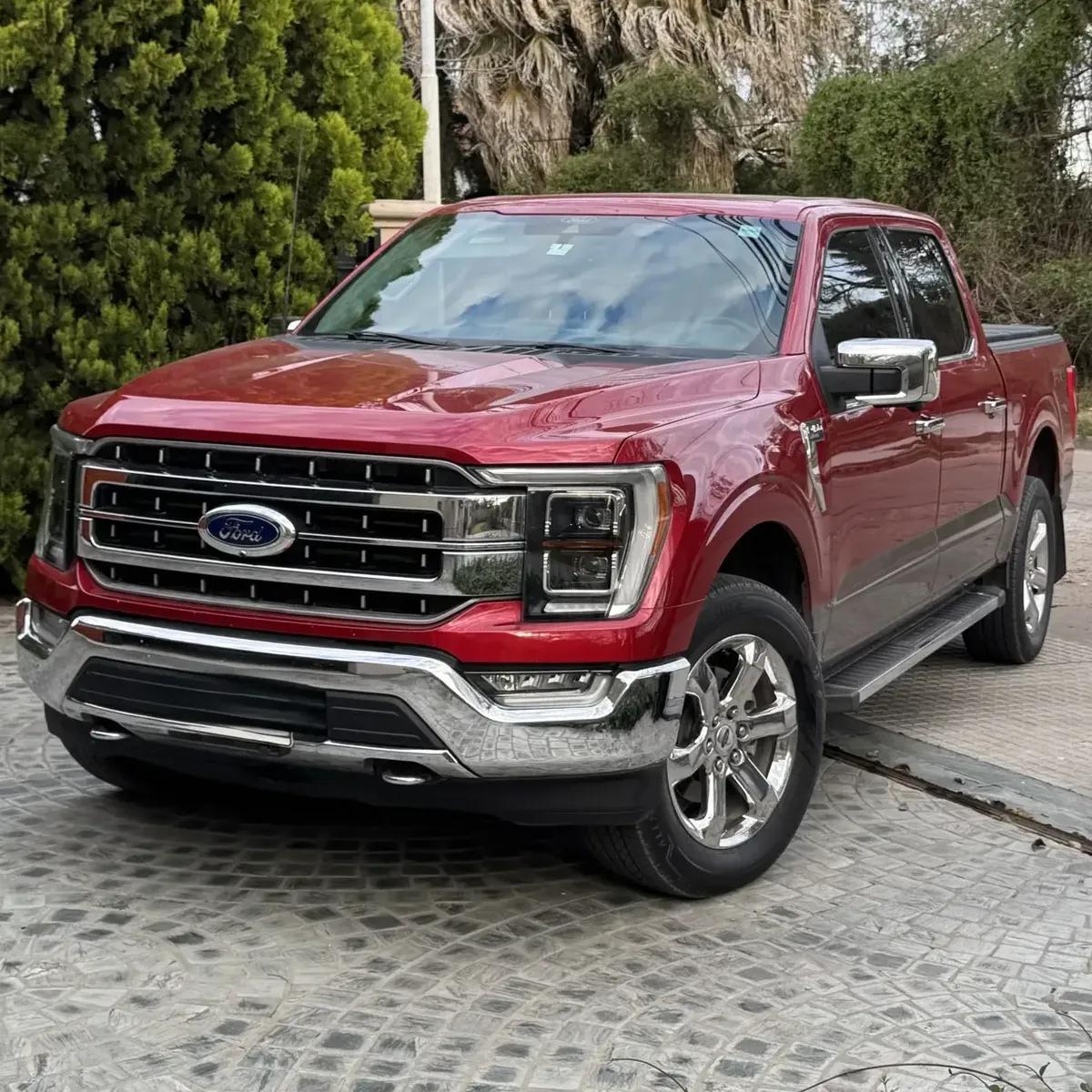 Ford F-150 5.0l V8 Lariat Luxury