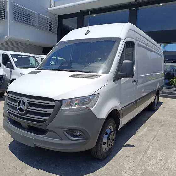 Mercedes-benz Sprinter 517 Cdi Furgón 4325 Xl Te V2