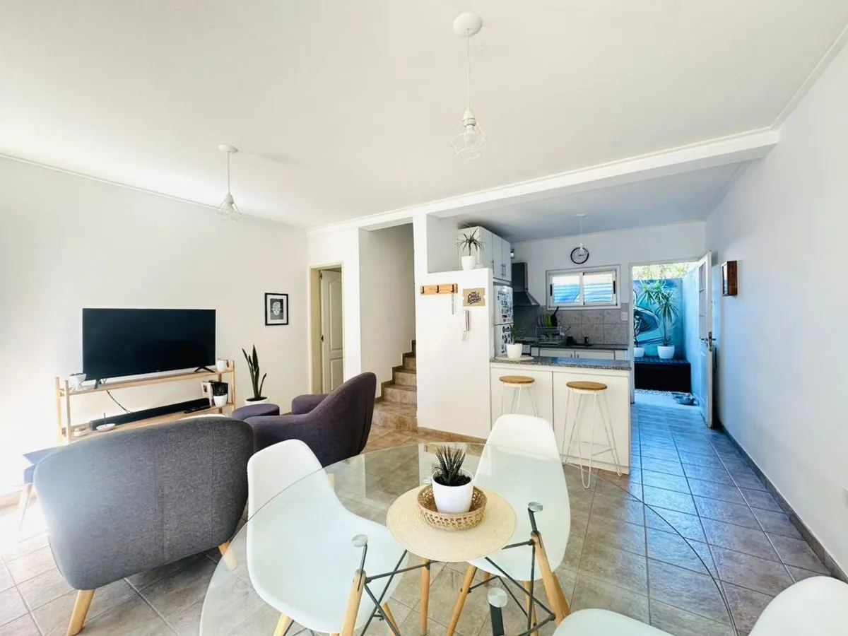Duplex for Sale in Los Hornos