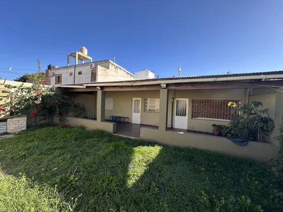 Venta Casa En Calle Virginia 5749, Barrio Santa Isabel Segunda Sección, Zona Sur, Cordoba