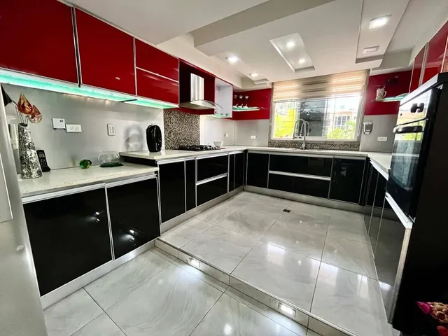Se Vende Moderno Townhouse En Res. Belmonti Villas 