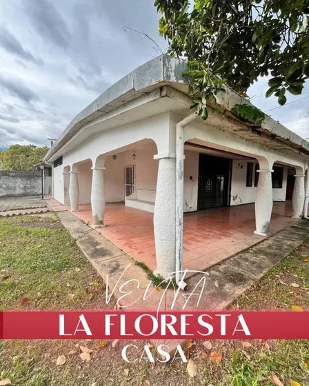 Venta De Casa En Urbanizacion La Floresta