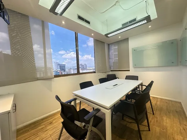 Alquiler De Oficina Remodela Los Dos Caminos 88 M2