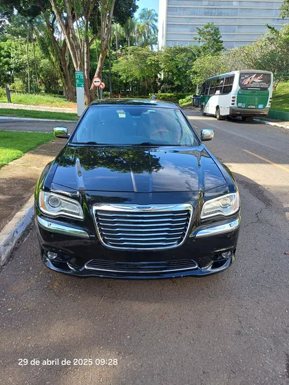 Chrysler 300c 3.6 V6 4p