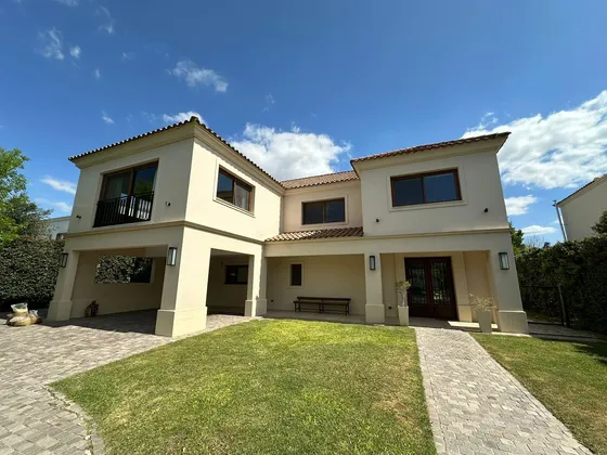 Casa En Alquiler En El Encuentro Tigre