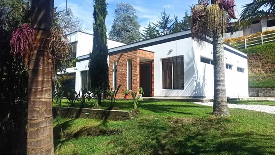 Casa Para Venta En El Carmen