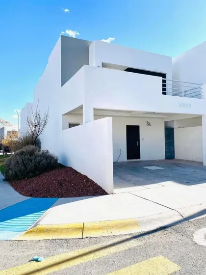 Casa En Ankara Chihuahua. A Precio De Remate. Maf