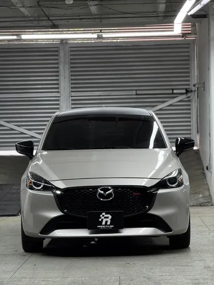 Mazda 2 Sport 2.0 Grand Touring Lx Carbon Edition At