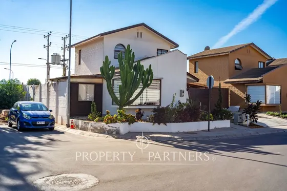 Linda Casa En Condominio Portal Del Valle