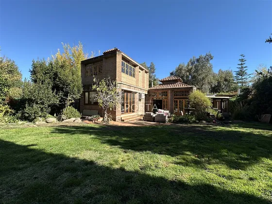 Gran Casa En Venta / La Reina / Bosque Y Jardines 
