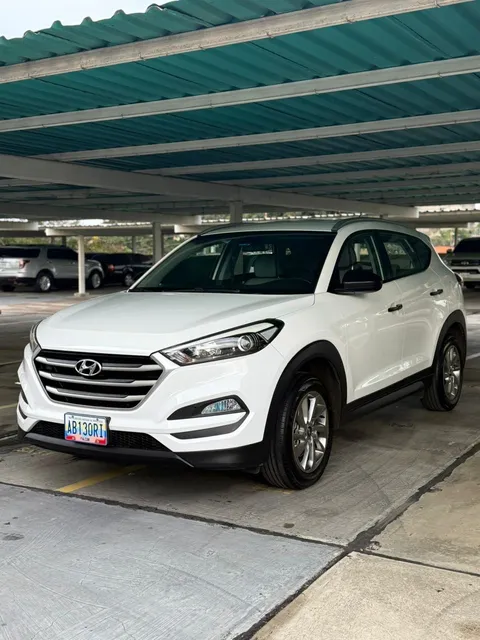 Hyundai Santa Fe Tucson Full Equipo Recibo Vehículo Como Forma De Pago