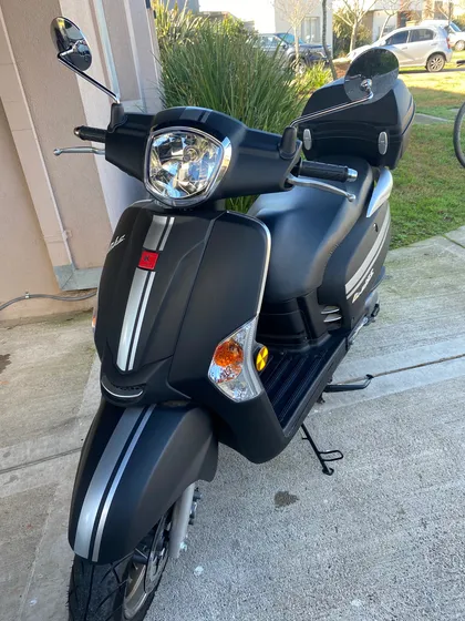 Kymco Like 125 Sin Uso !!! Service Hecho Y Ningún Detalle .