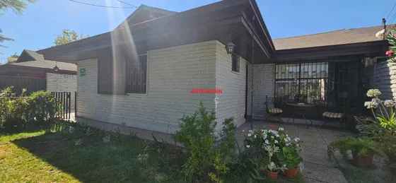 Excelente Casa (corazón De Las Condes)