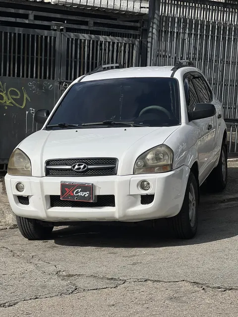 Hyundai Tucson .