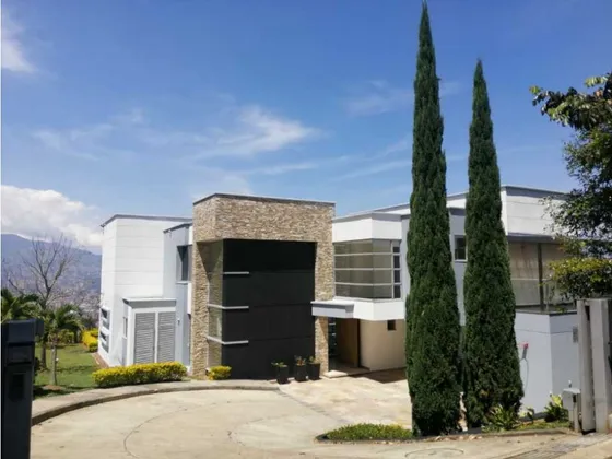 Venta De Casa En Escobero, Envigado, C.1997846