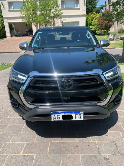 Toyota Hilux 2.8 Cd Limited 177cv 4x4 At