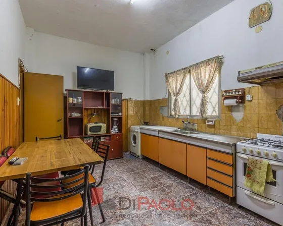 Venta Casa 3 Ambientes +depto + Galpon En Villa Bosch